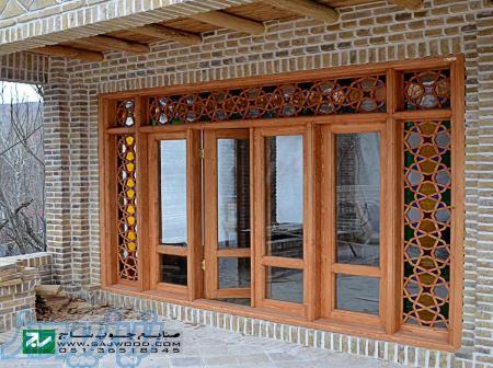 پنجره سنتی چوبی اُرُسی شیشه رنگی صنایع چوب ساج مدل W202 