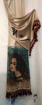 نقاشی سنتی بر روی شال نخی 