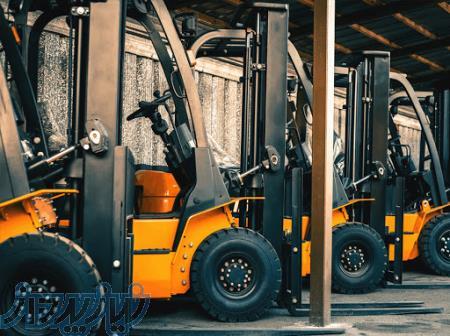 انجام تعمیرات لیفتراک برقی ، و اجاره و خرید و فروش 