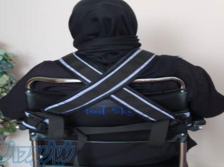 نگهدارنده بیمار برروی ویلچر 