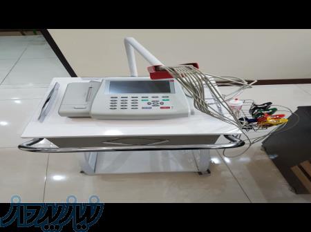 دستگاه الکترو کاردیو گراف ECG 