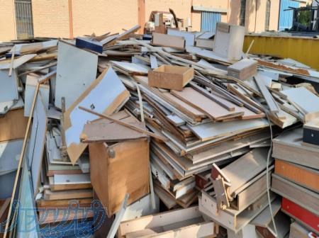 خریدار، ضایعات ،، چوب ، ام دی اف نئوپان،  پالت و غیره 