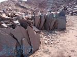 پیمانکاری اجرا و فروش و نصب سنگ مالون سنگ لاشه سنگ ورقه ای سنگ کوهی سنگ بادبر سنگ قلوه
