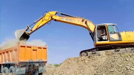 آموزش تعویض فیلتر روغن ماشین آلات سنگین 