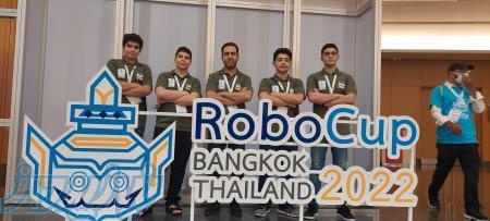 آموزشگاه رباتیک پیشنام 