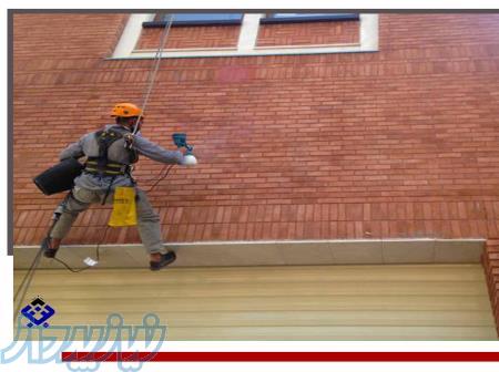 عایق رطوبتی دیوار باران گیر 