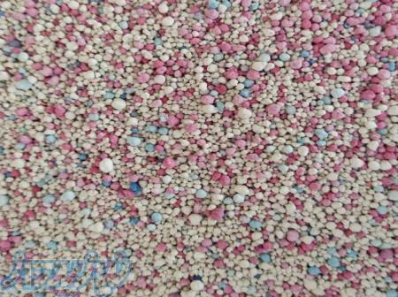 تولید و فروش عمده بنتونیت پودری،دانه شکسته،خاک گربه و  صادراتی 