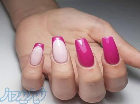 خدمات کاشت و ترمیم ناخن و آرایش دائم(فیبروز) 