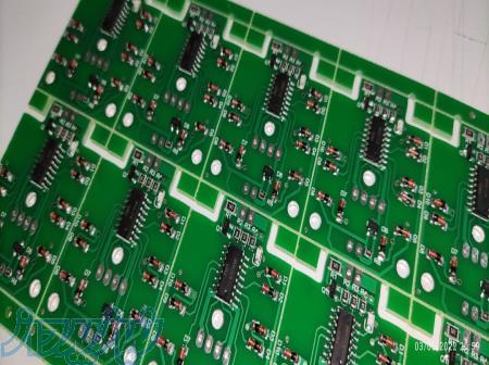 رونیک الکترونیک 