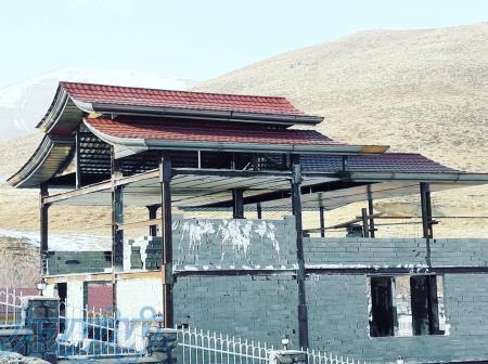 پیمانکار سقف شیبدار درساخت ویلا وشیروانی