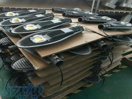 چراغ خیابانی 