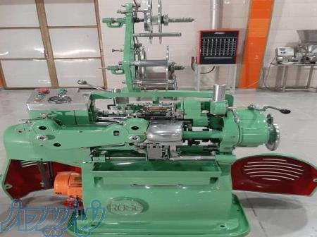 دستگاه بسته بندی دوسر پیچ Sh65