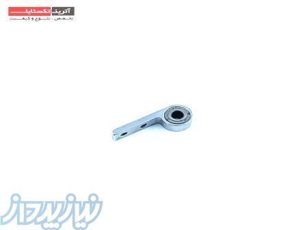 قطعه گریپر سمت راست دستگاه اسمیت فست (قلاب) – B005 