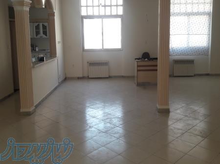 180متر آپارتمان درشهر آرا 