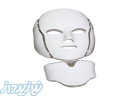 دستگاه ماسک LED نوردرمانی ۷ رنگ کارینا مدل LR-JM98 