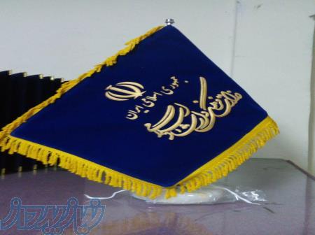 خرید پرچم رومیزی پفکی