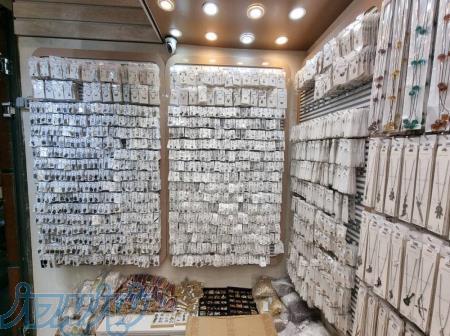 فروش عمده زیورآلات، بدلیجات و یراق آلات 