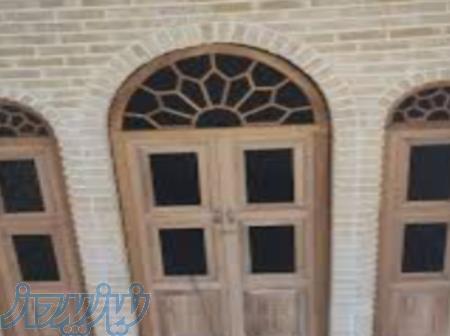 ساخت درب و پنجره چوبی سنتی قدیمی با شیشه رنگی 