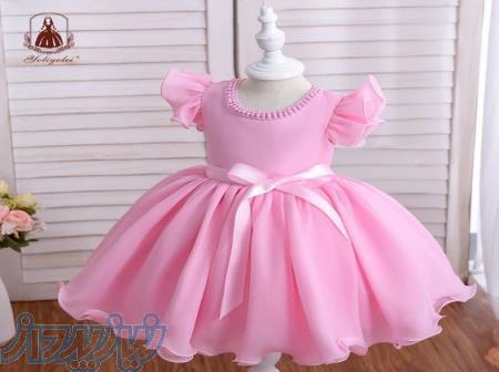 فروشنده پوشاک 