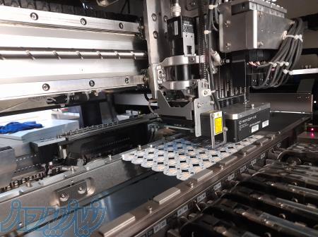 خدمات تخصصی مونتاژ بردهای الکترونیکی و روشنایی با دستگاه SMT 