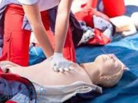 امدادگر حوادث   دستیار پزشک 