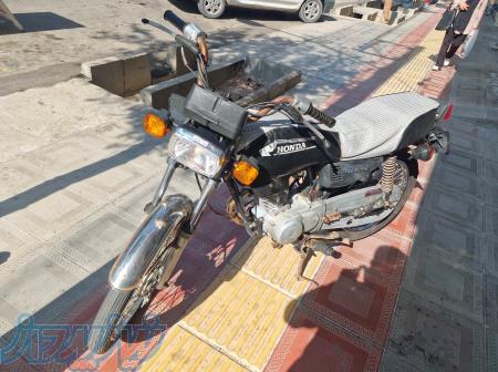 موتور سیکلت ۱۳۸۷سالم ۲۴تومن 