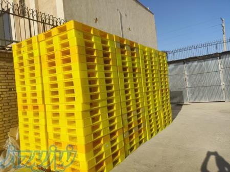 پالت پلاستیکی 18 کیلویی 110*130 