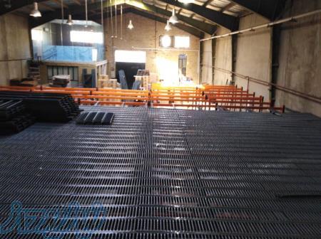 نیم طبقه انبار 