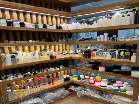 تولید بطری های پت و پلی اتیلن در زمینه غذایی ، دارویی ، آرایشی و بهداشتی 