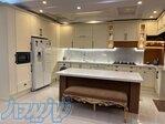 کابینت نئوکلاسیک ، تلفیق چوب طبیعی بلوط و پتینه موکا 