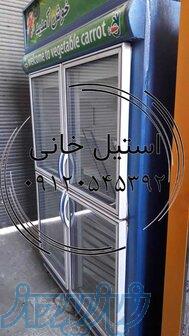 قلب تپنده یک آشپزخانه حرفه‌ای، با یخچال‌های صنعتی 