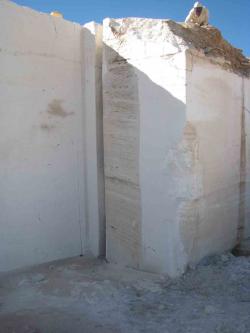 اجاره ی معدن تراورتن سفید  - اصفهان