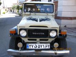 تویوتا لندکروزر کالسکه ای