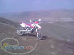 موتور سیكلت دبلیو آر