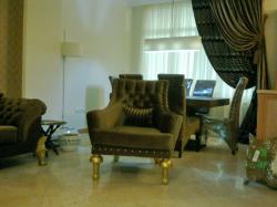 نیم ست مبلمان پذیرایی با میز ناهار خوری  - تهران