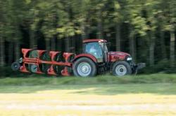 شرکت تراکتور کیس 98 اسب بخار210 اسب