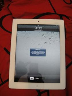 فروش یکعدد ایپد ipad2   64gb 3g درحد نو  - اصفهان