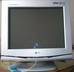 مانیتور LG FLATRON F700P 17
