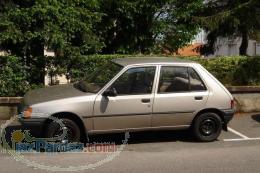kharidare 1adad peugeote 205