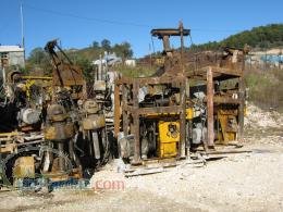 فروش دستگاه حفاری و جعبه نمونه (مغزه گیری)