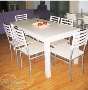 اجرای میز رستوران با صفحات کورین