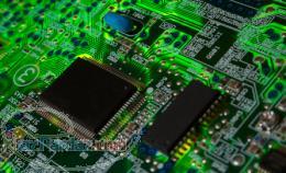 آموزش عملی میکروکنترلرهای AVR PIC ARM و نرم افزارPROTEL DXP) ALTIUM DESIGNER)مخصوص شهر قم