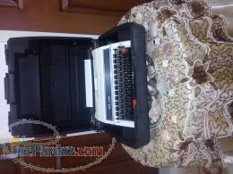 دستگاه تایپ قدیمی