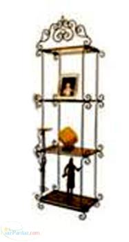 فروش فوری 2 عدد ویترین4 طبقه فرفورژه و شیشه بسیار زیبا دست دوم