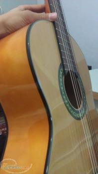 (حراج)(گیتار بست فان) 