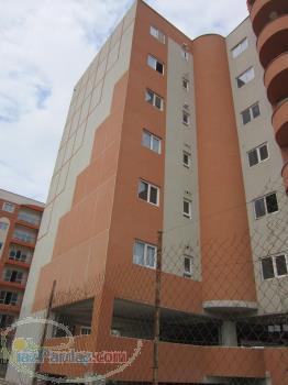 نمای ساختمان