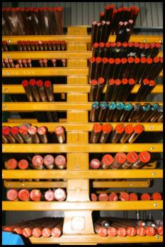 پخش اهن الات صنعتی و فولاد های الیاژی  - تهران