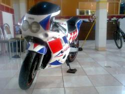 فروش یاماهاyamaha fzr 400  - همدان