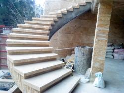 ساخت پله پیچ و راه پله تیراهنی در کرج 