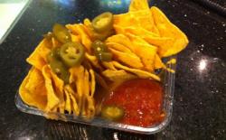 فروش ناچو   ترتیلا   ترددیلا مخصوص سینماها و بوفه ها  - تهران